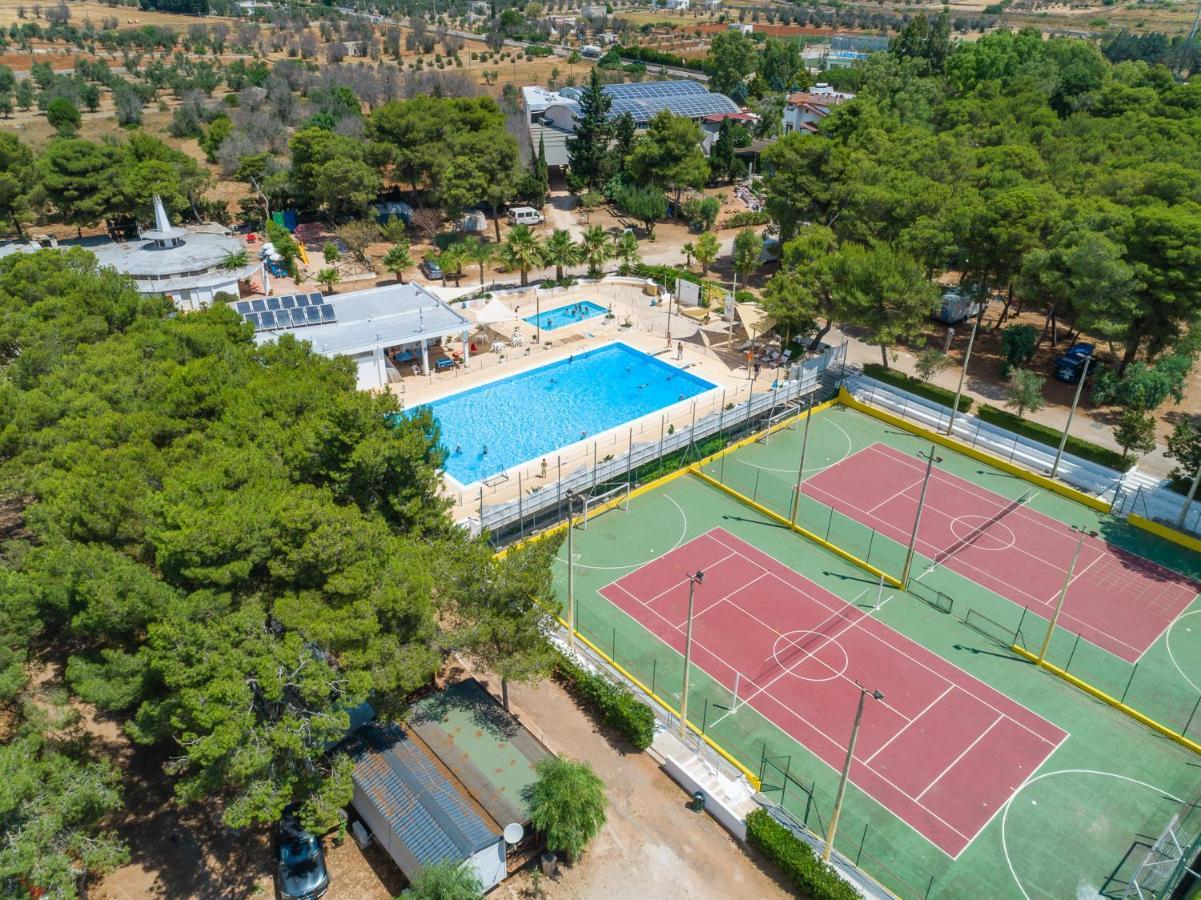 Camping Villaggio Santa Maria Di Leuca Ґальяно-дель-Капо Екстер'єр фото
