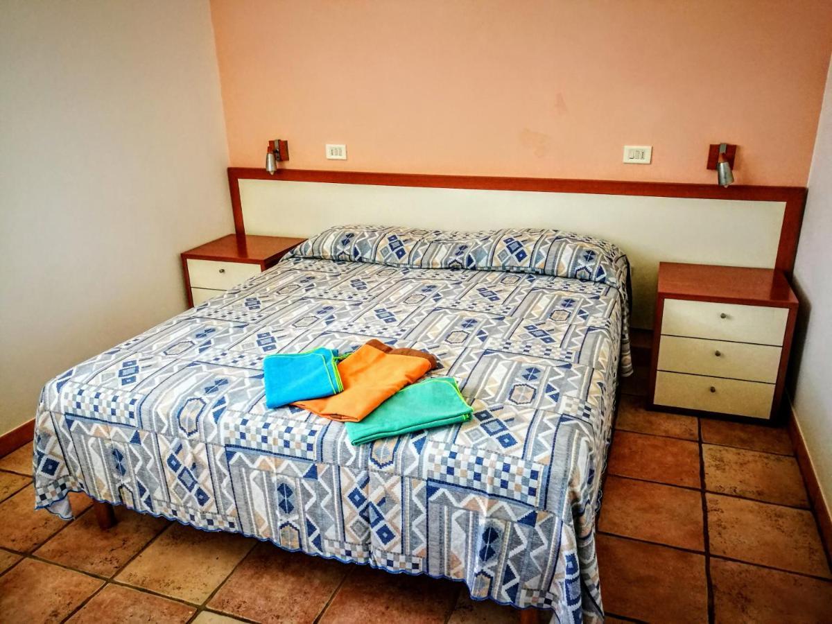 Camping Villaggio Santa Maria Di Leuca Ґальяно-дель-Капо Екстер'єр фото