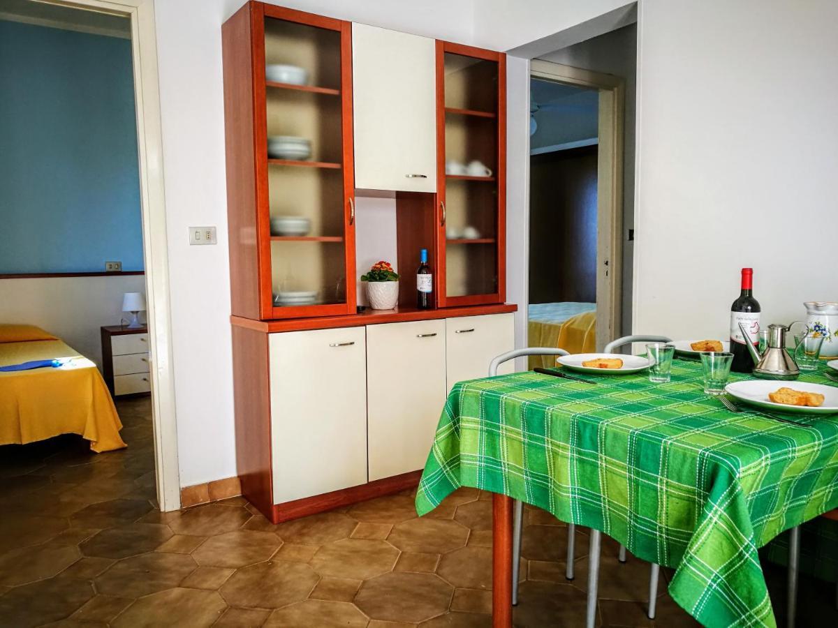 Camping Villaggio Santa Maria Di Leuca Ґальяно-дель-Капо Екстер'єр фото